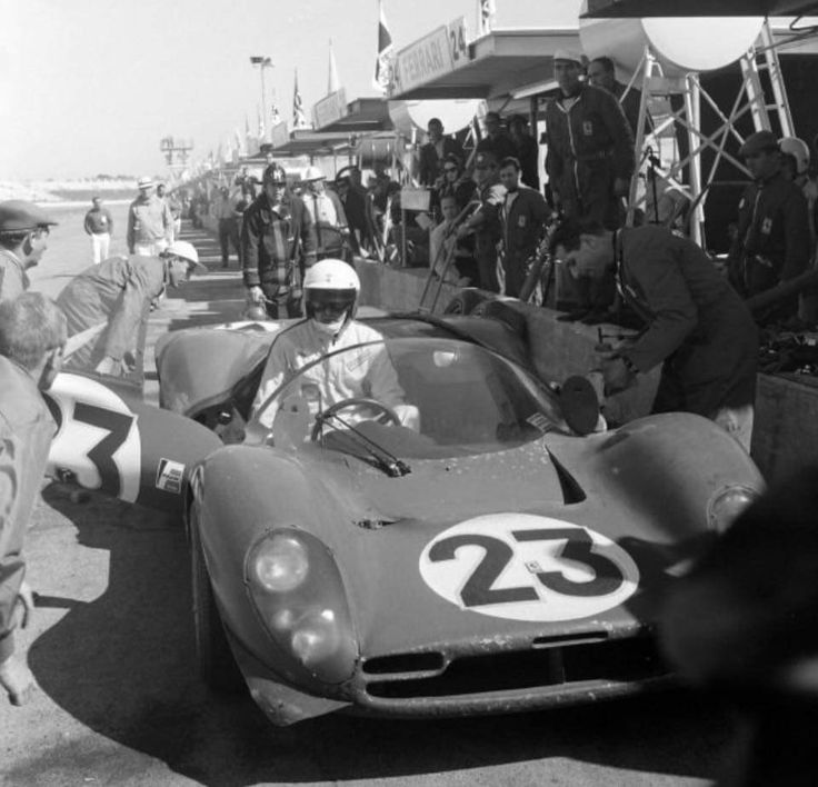 AM Ruf : Kit Ferrari 330 P4 Spyder with open/close doors